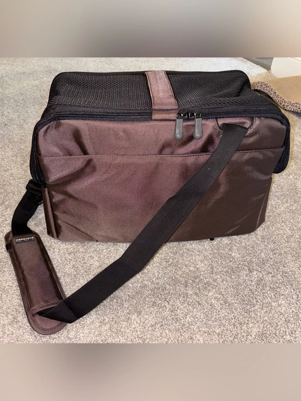Sleepypod Atom Crash-Tested Cat/Dog Carrier | Airline Approved